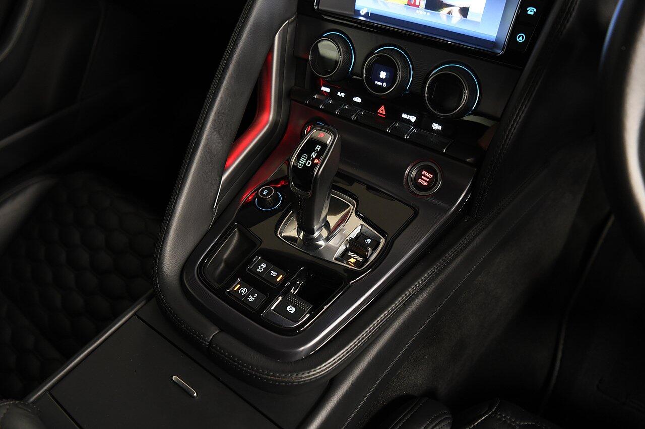 Jaguar F-Type view 17
