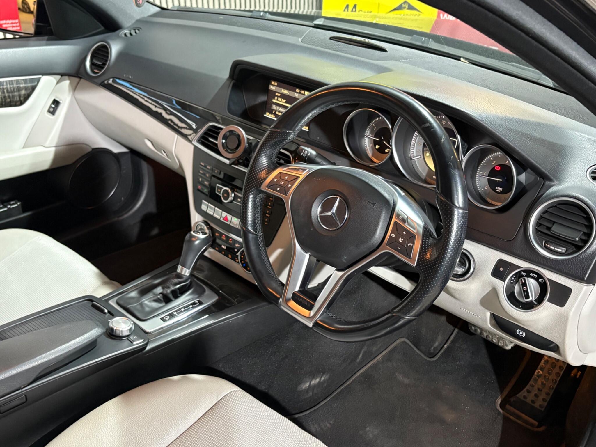 2012 Mercedes-Benz C Class image 25