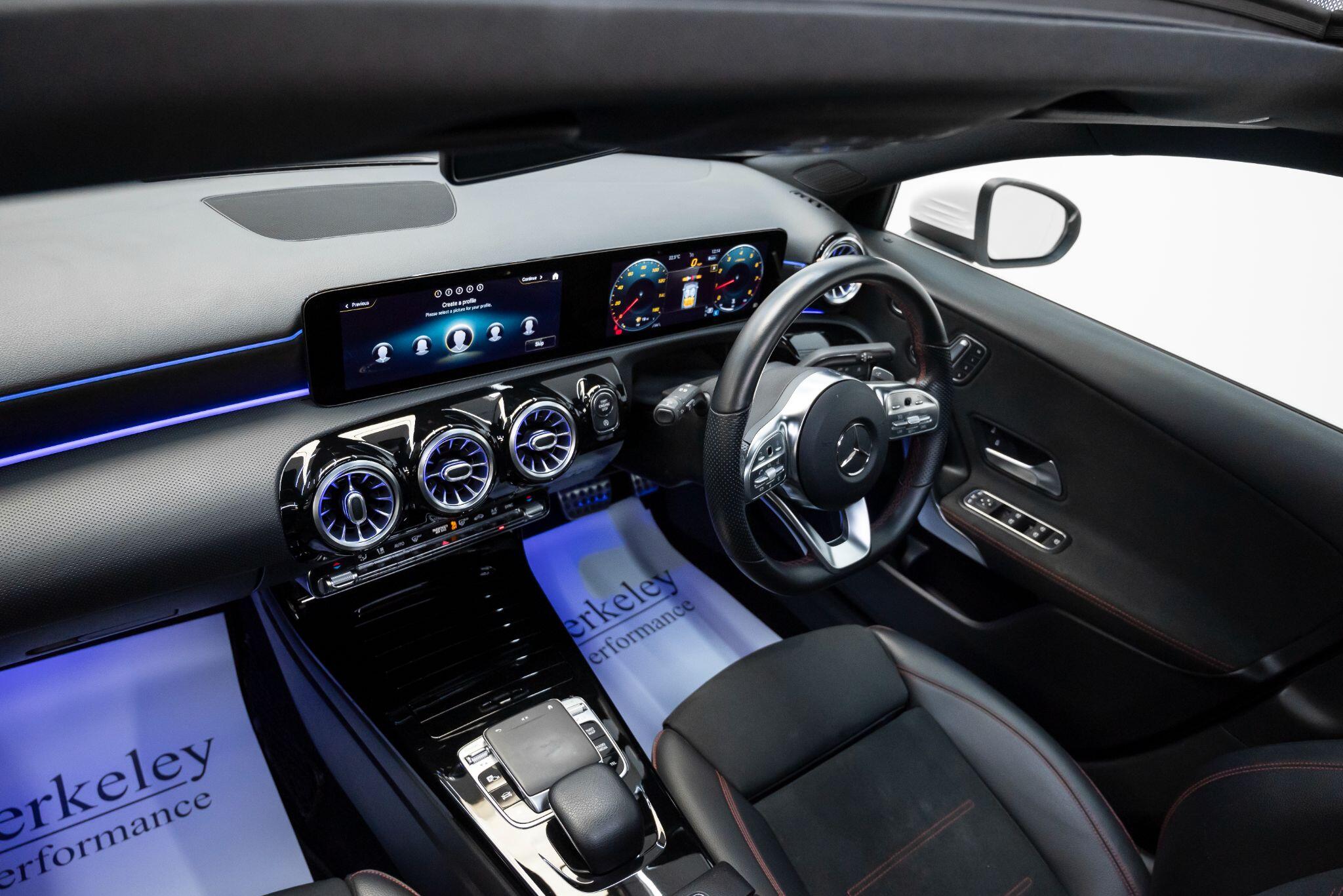 Mercedes-Benz A-Class view 23