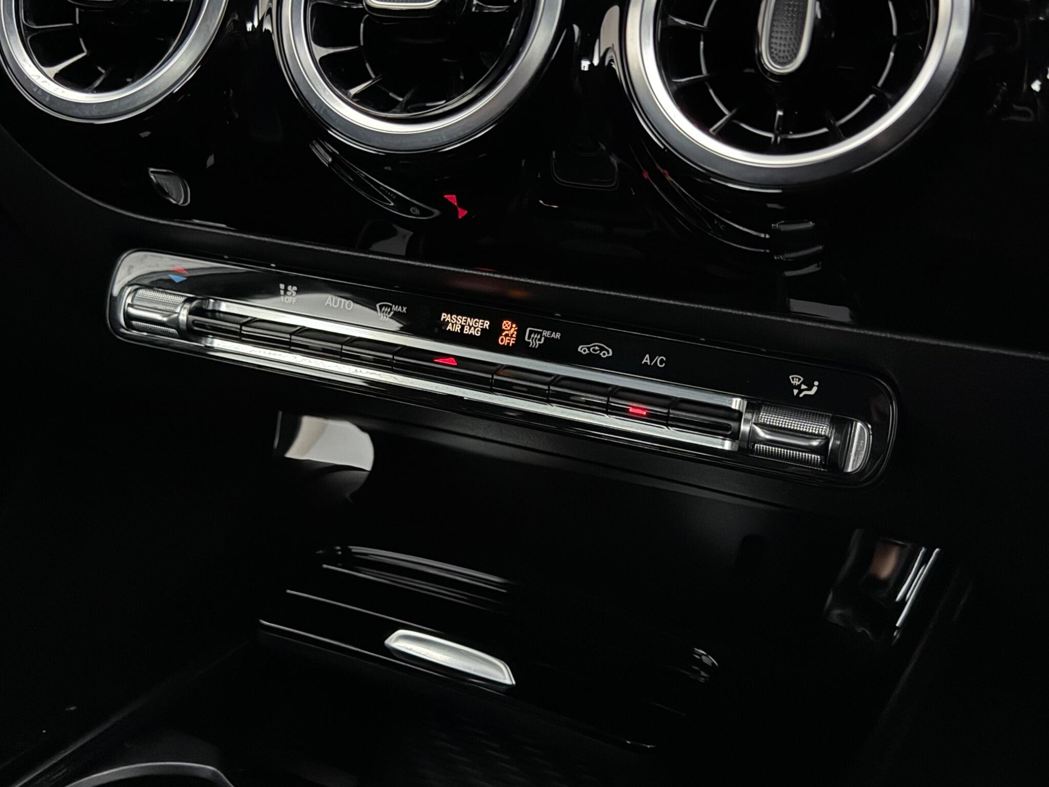 Mercedes-Benz A-Class view 35