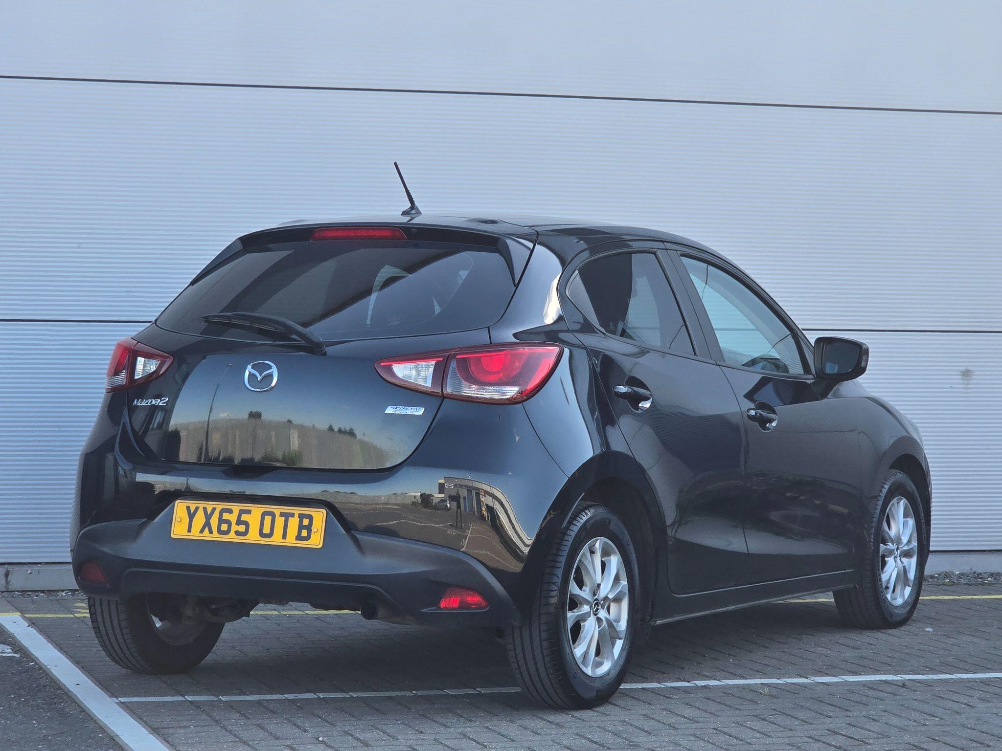 Mazda Mazda2 view 7