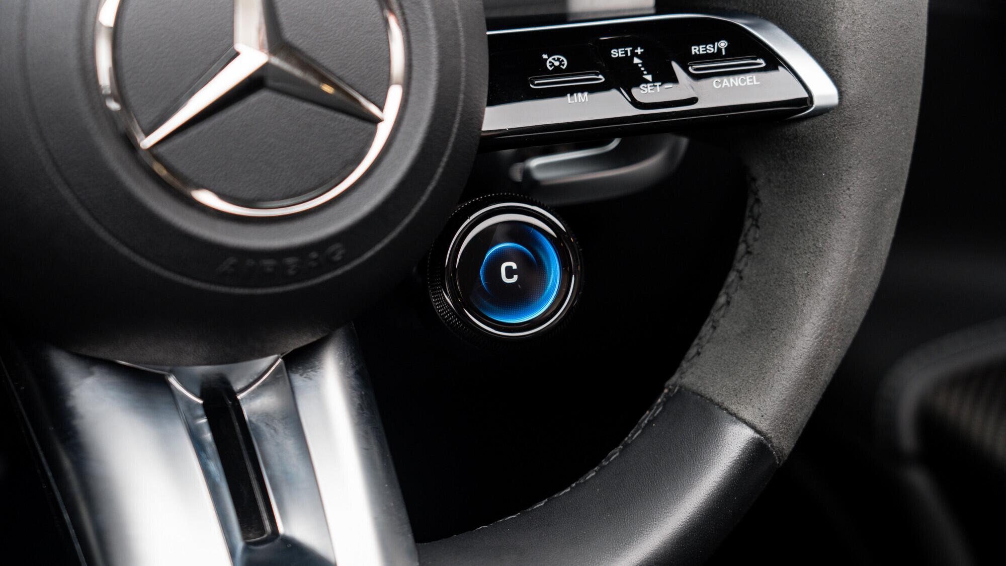 Mercedes-Benz SL view 26