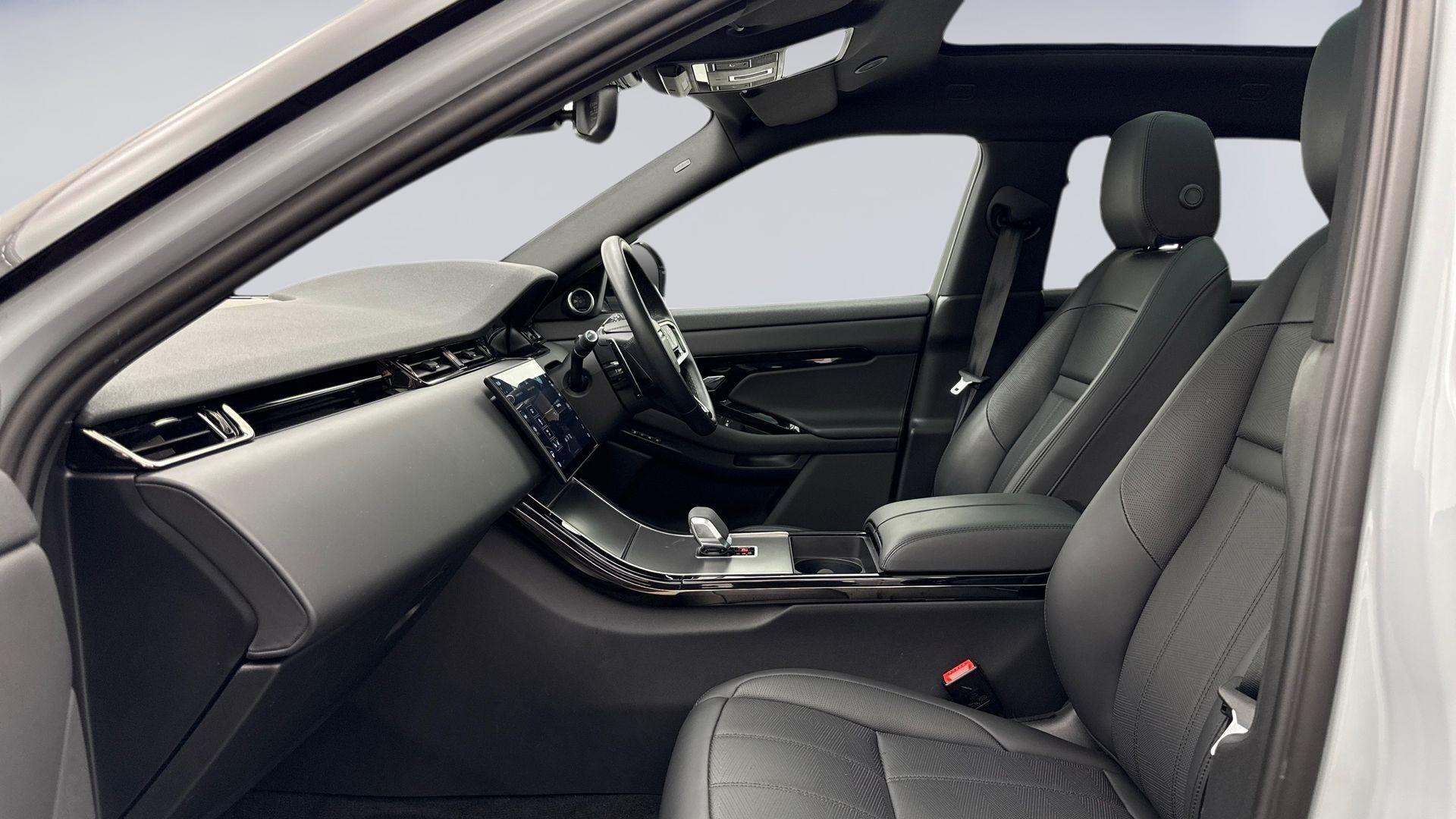 Land Rover Range Rover Evoque view 3