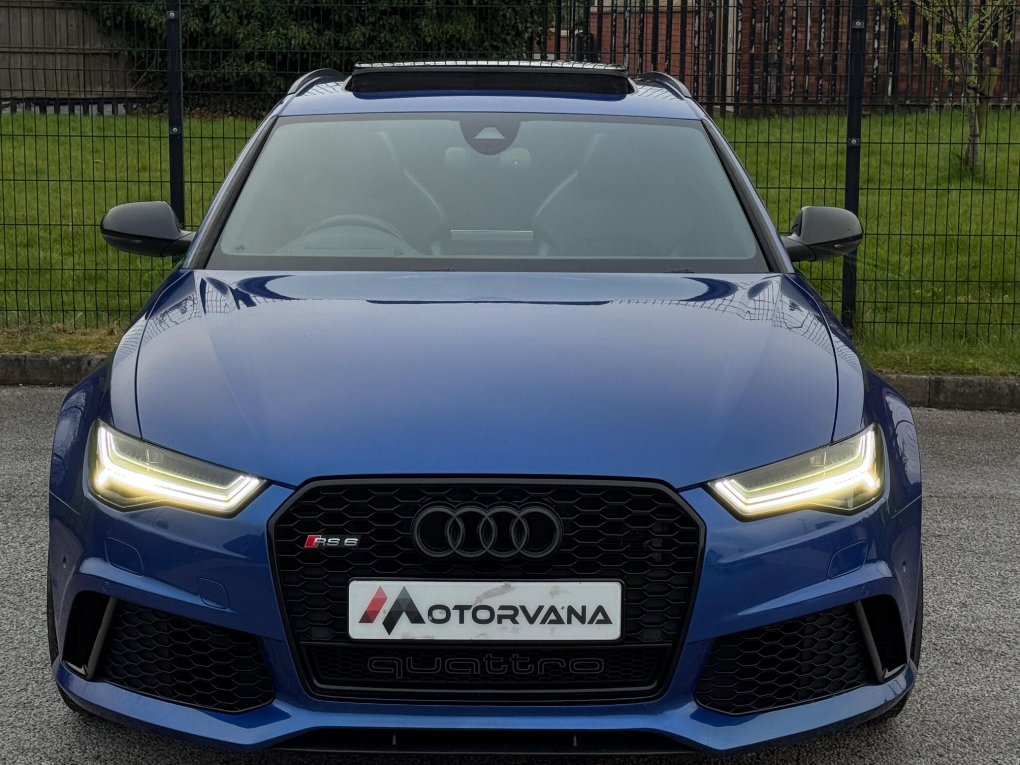 Audi RS6 view 2