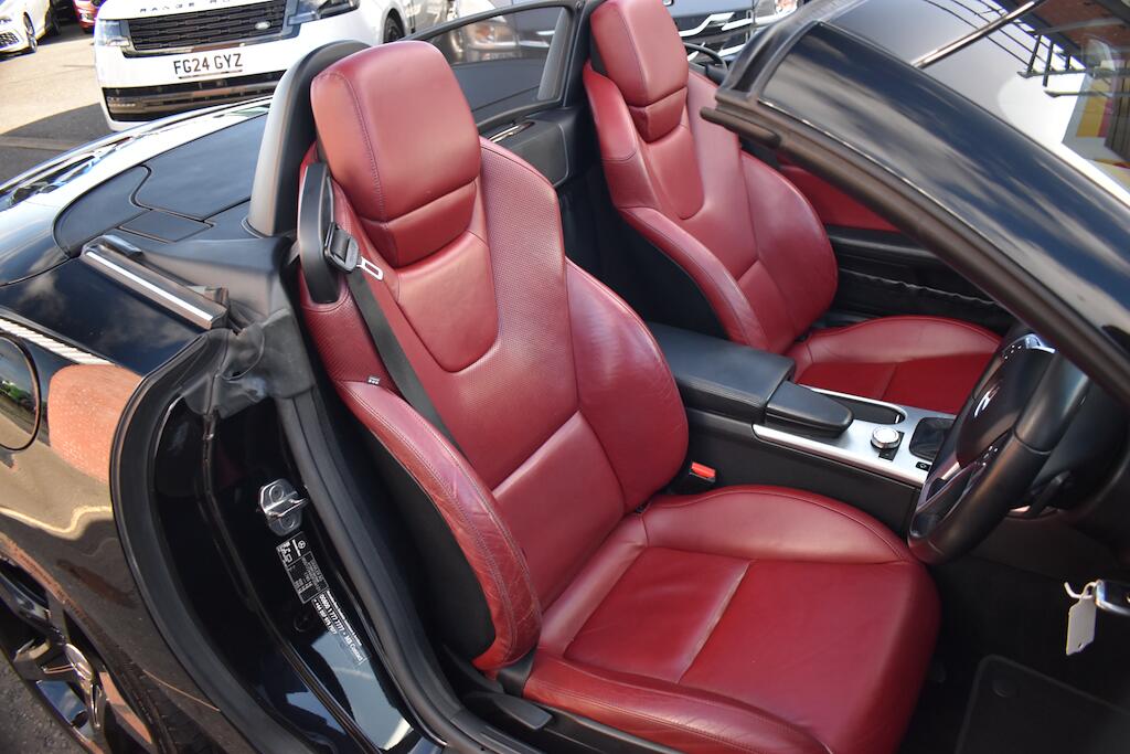 Mercedes-Benz SLK view 26