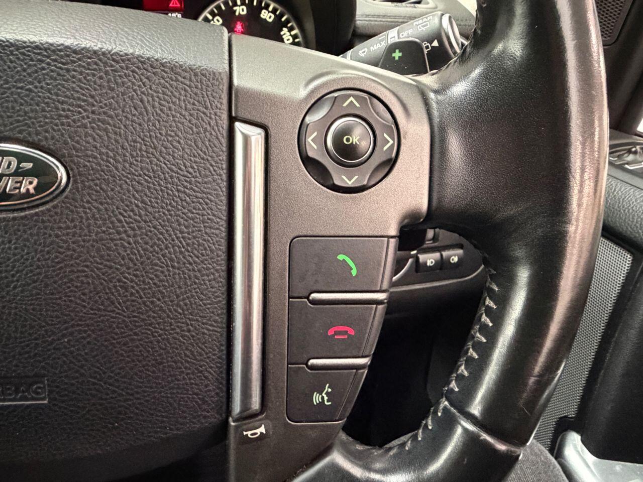 Land Rover Discovery 4 view 17