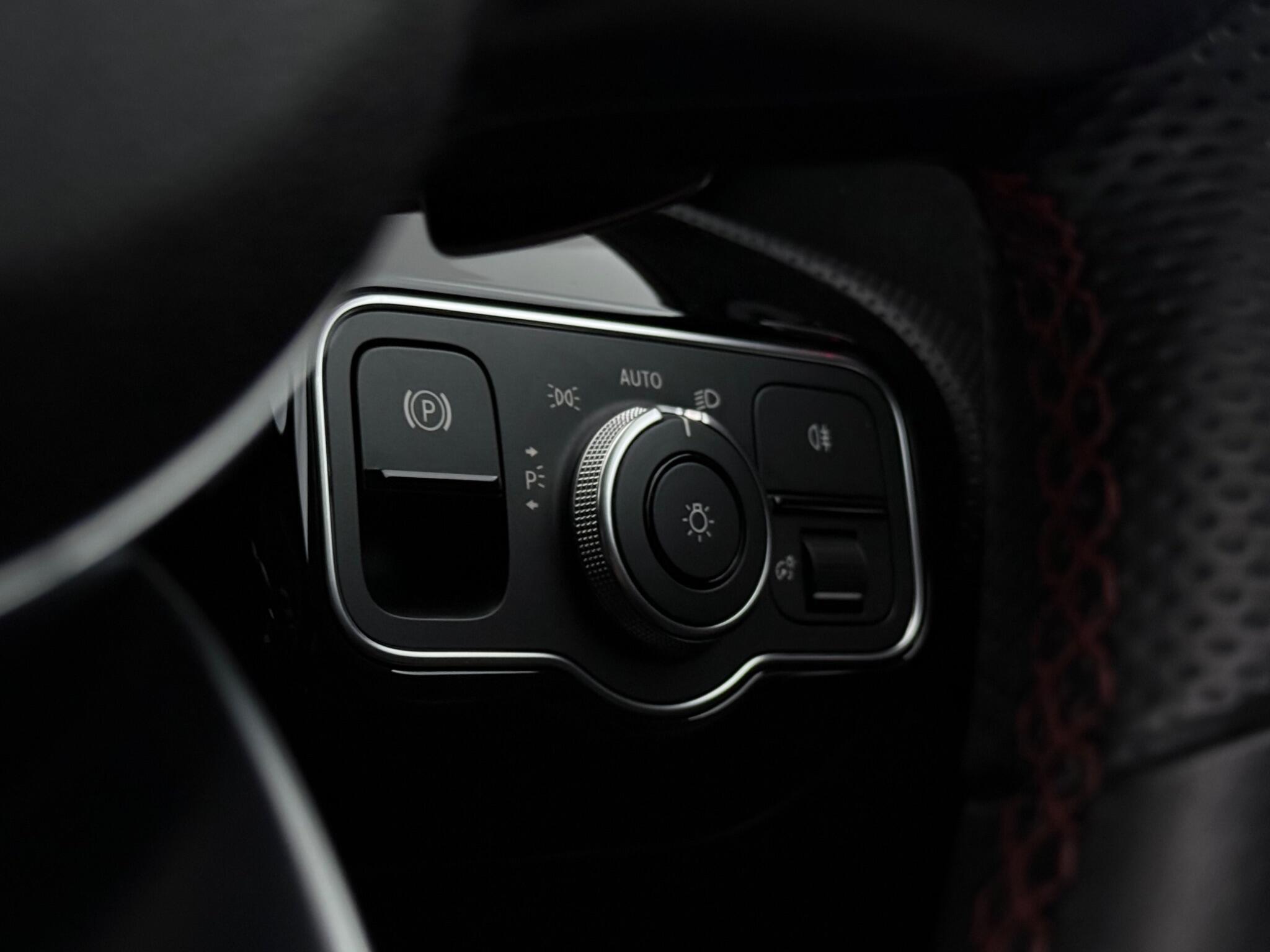 Mercedes-Benz A-Class view 22