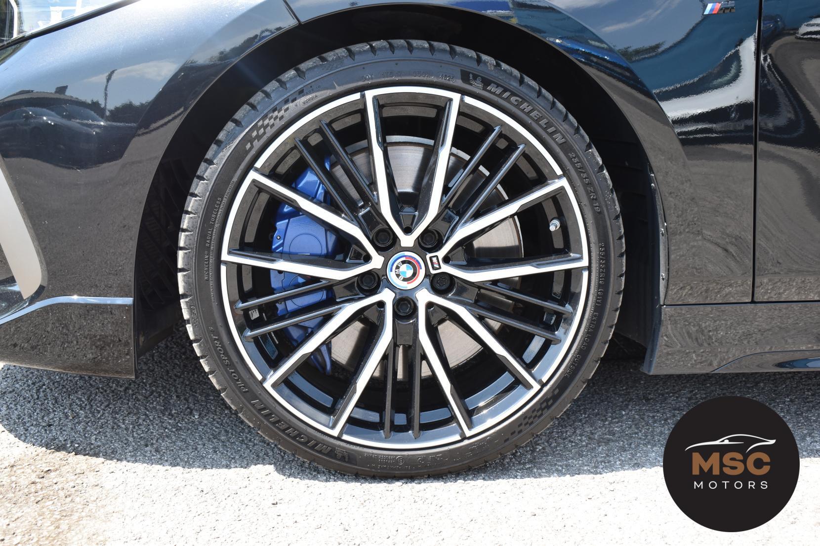 BMW 1 Series view 35