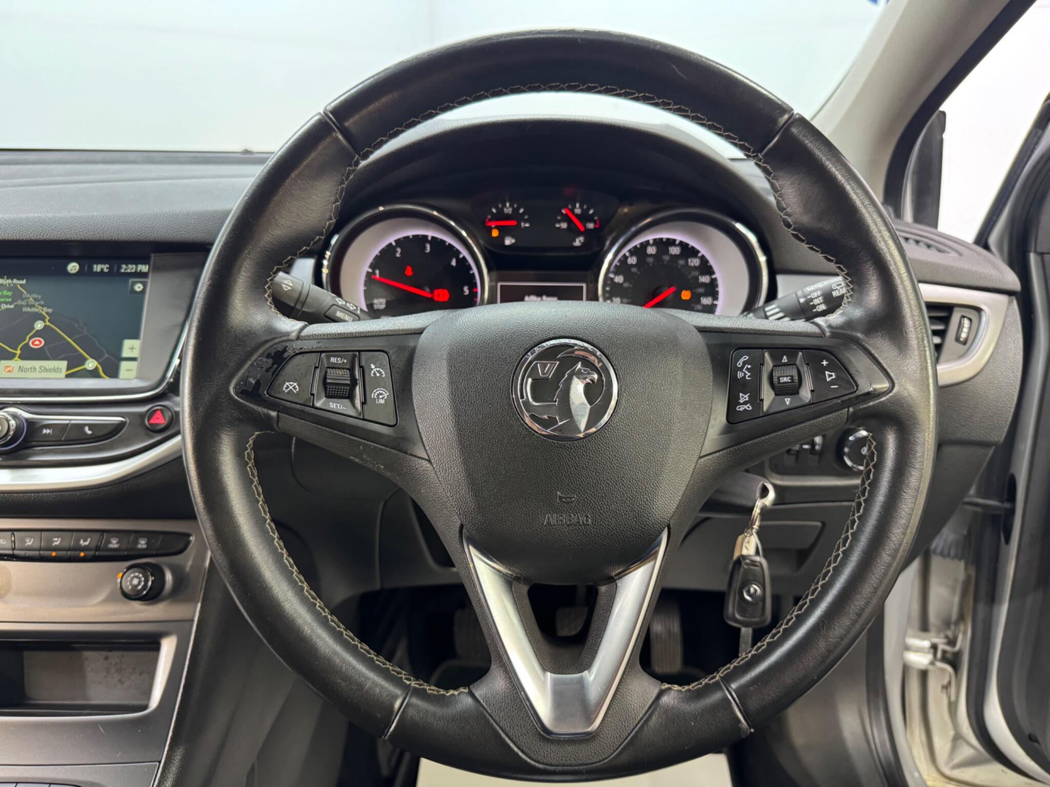 Vauxhall Astra view 14