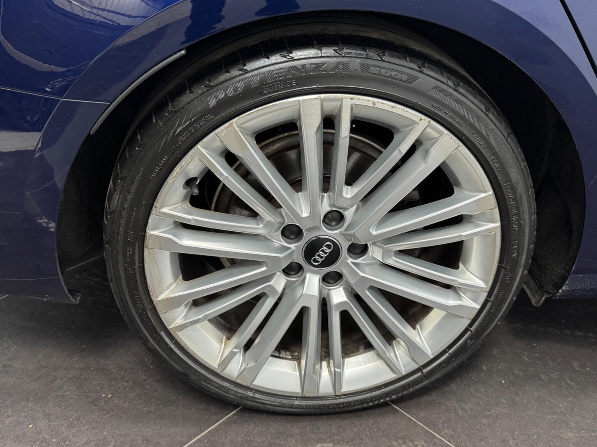Audi A4 view 68