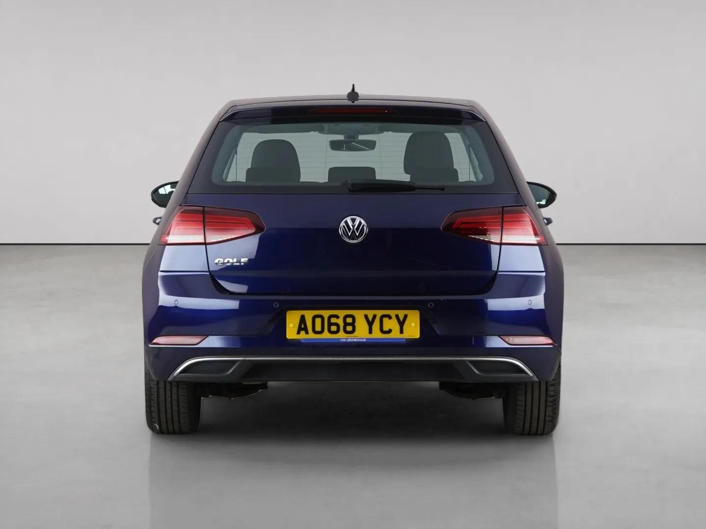 Volkswagen Golf view 7