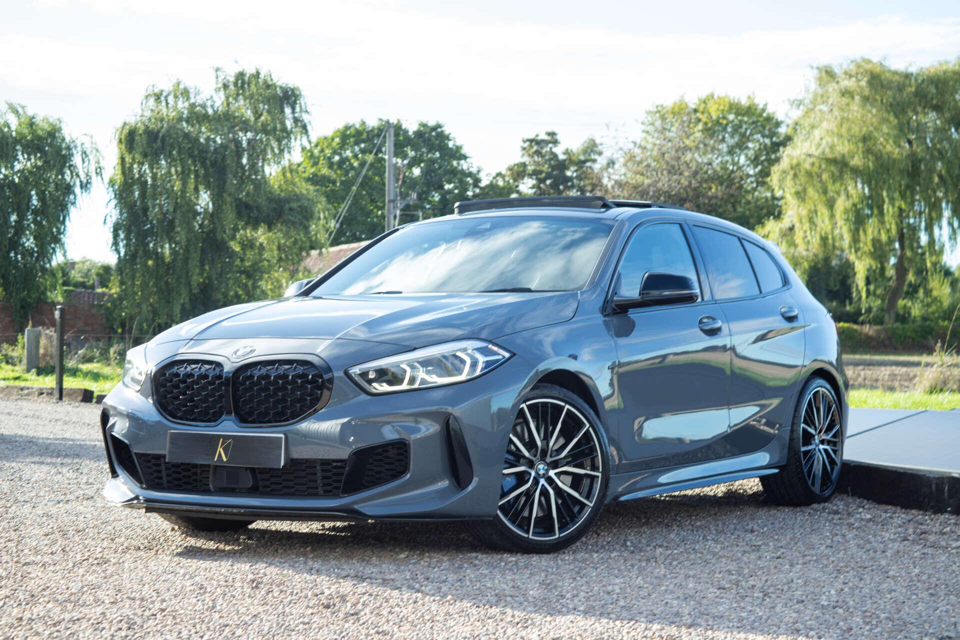BMW 1 Series view 3