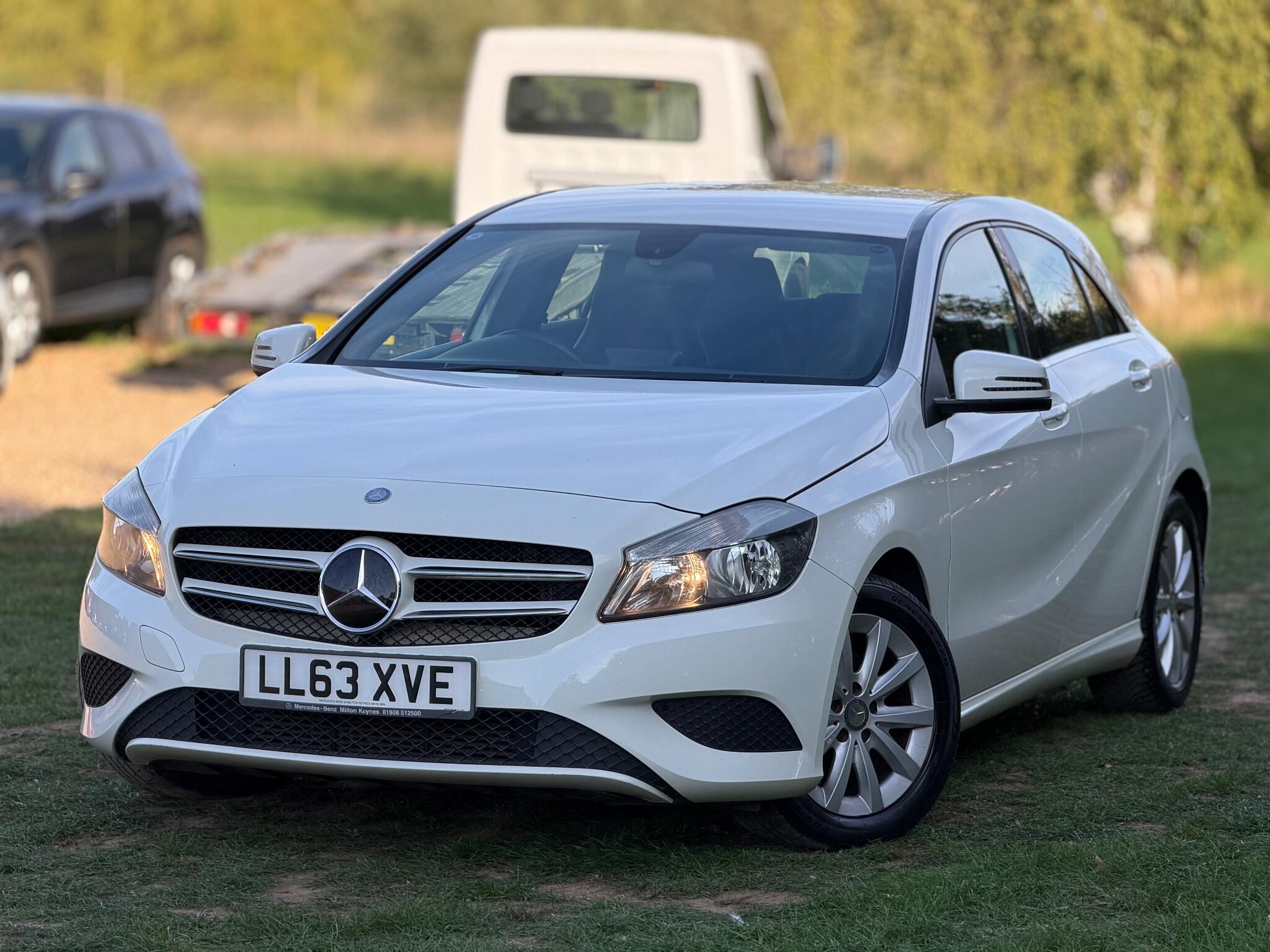 2013 Mercedes-Benz A Class 1.5 A180 CDI SE Euro 5 (s/s) 5dr image 2