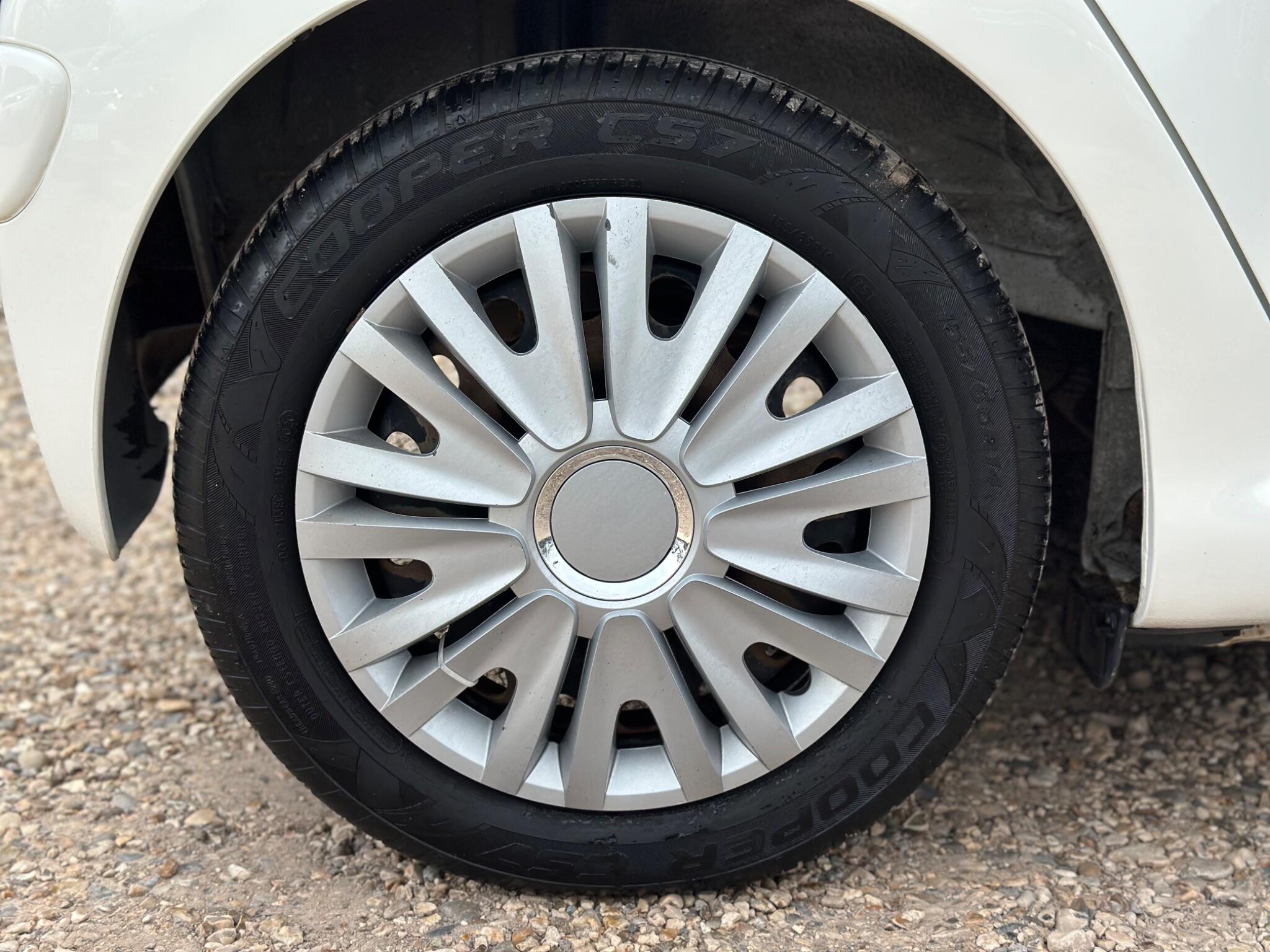 Toyota Aygo view 53