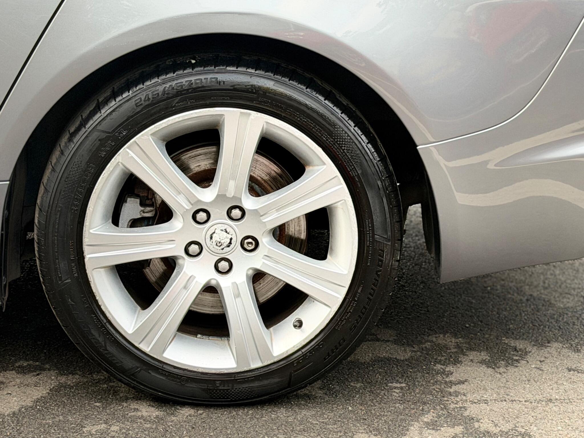 Jaguar XF view 62