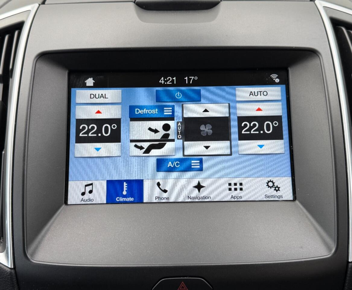 Ford Galaxy view 23