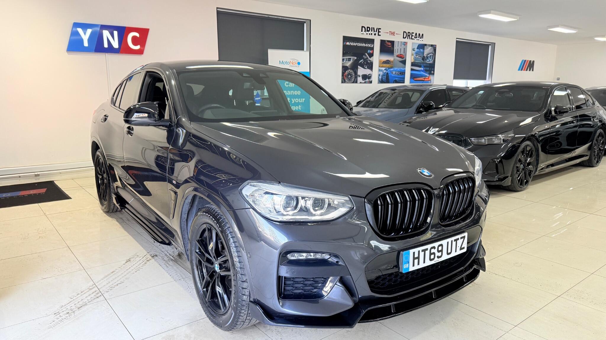 BMW X4 view 9