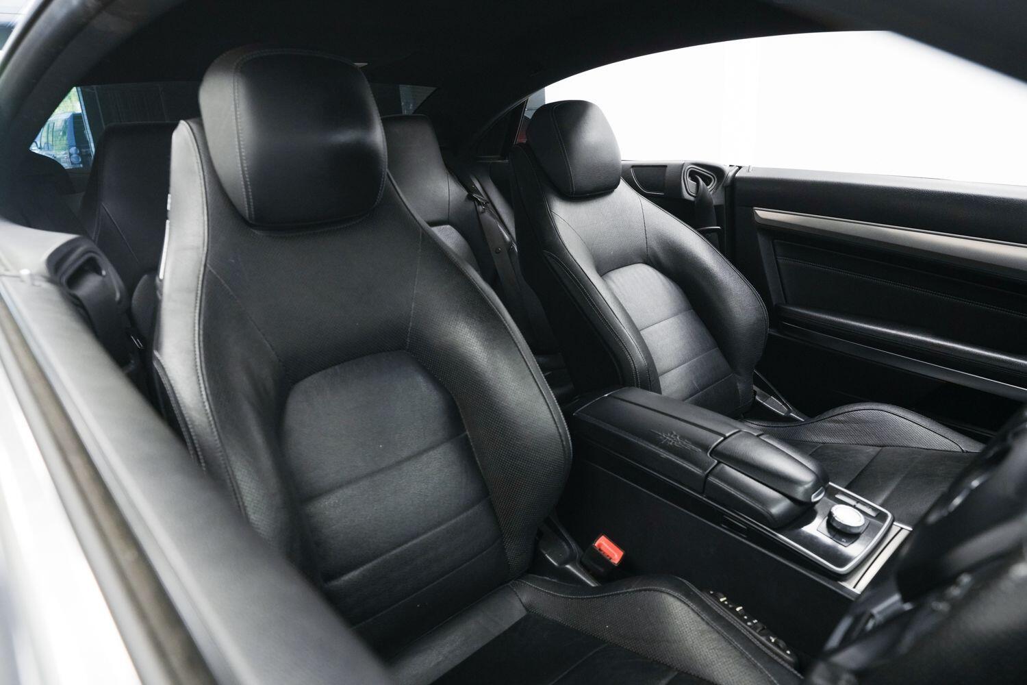 Mercedes-Benz E Class view 11