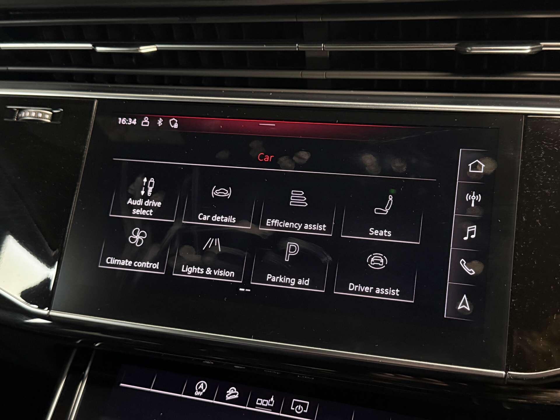 Audi Q7 view 37