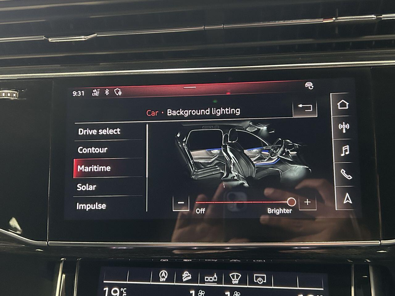 Audi Q7 view 56