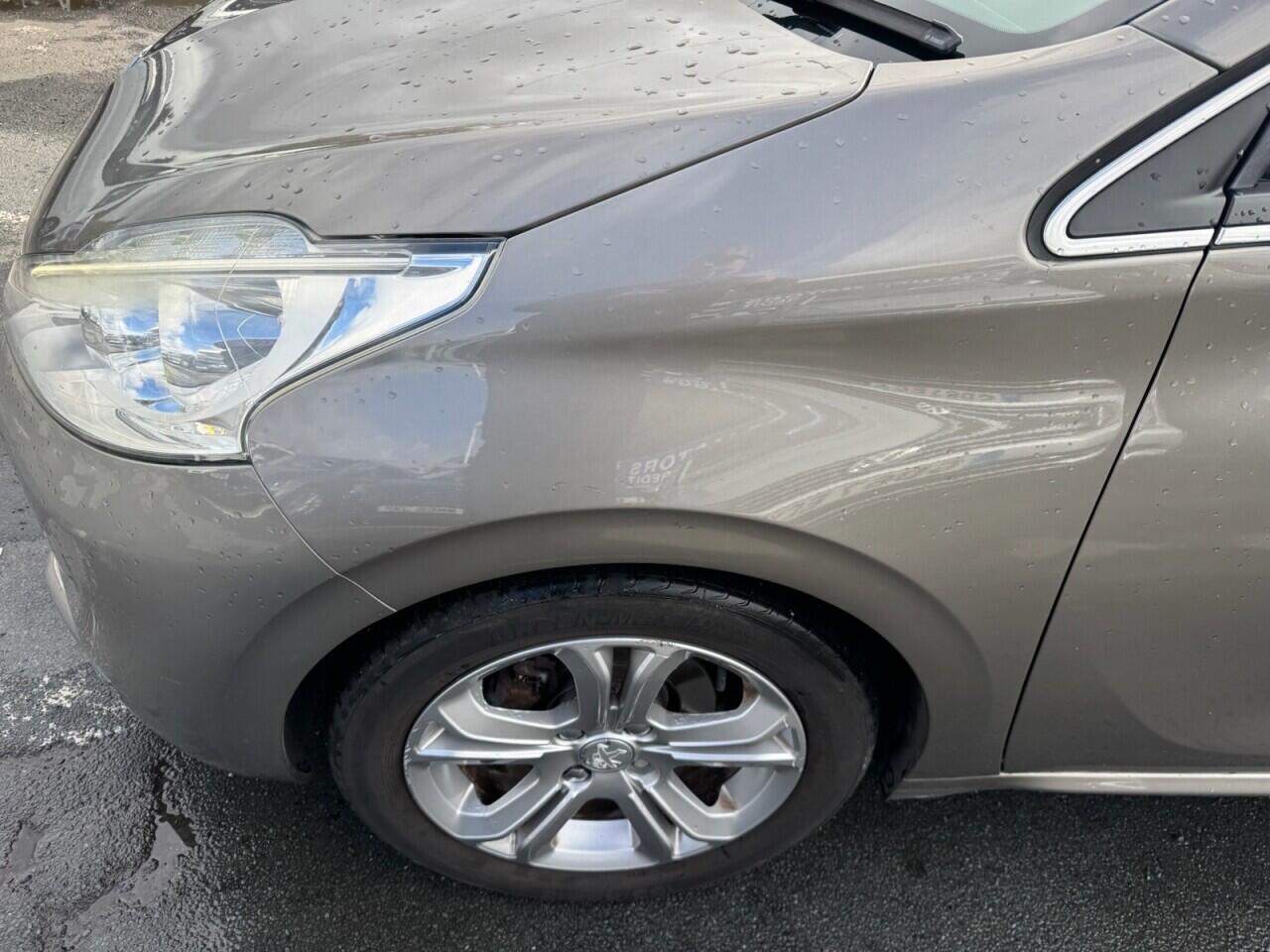 Peugeot 208 view 36