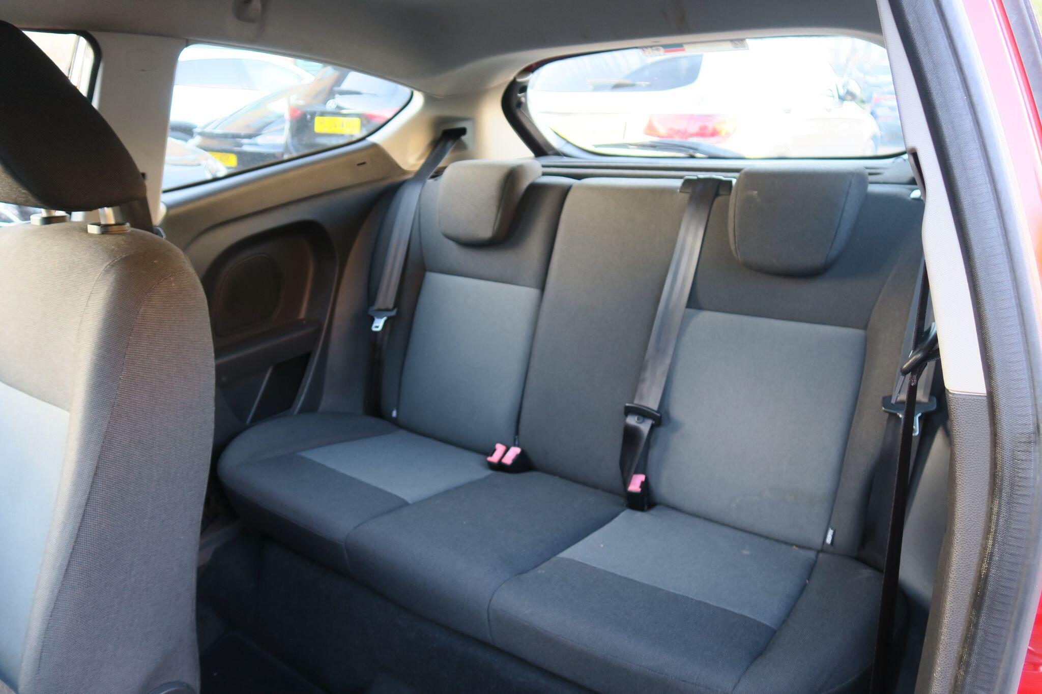Ford Fiesta view 13