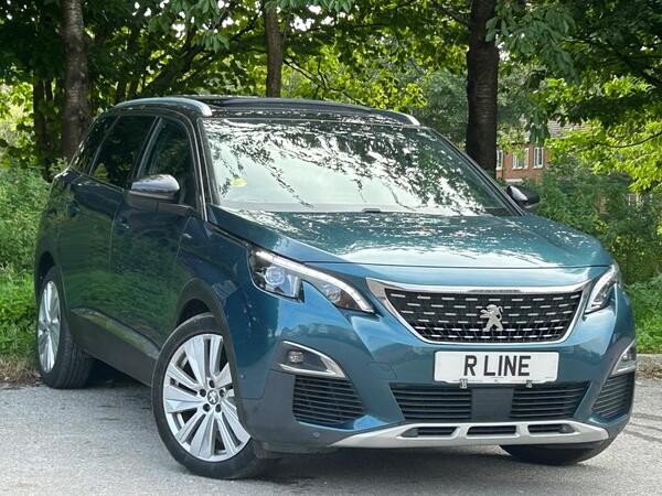 Green 2018 Peugeot 5008 Estate Front-wheel drive Automatic