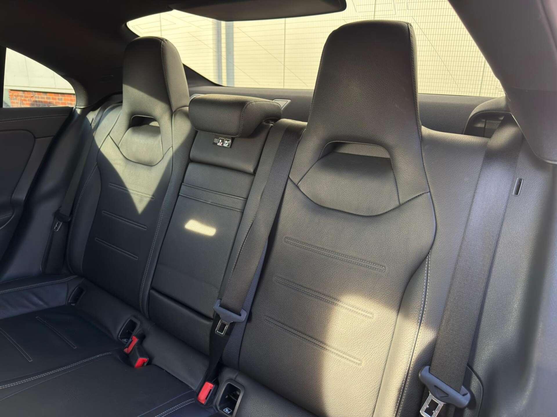 Mercedes-Benz Cla view 42