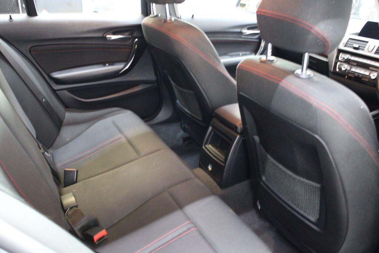 BMW 1 Series view 13