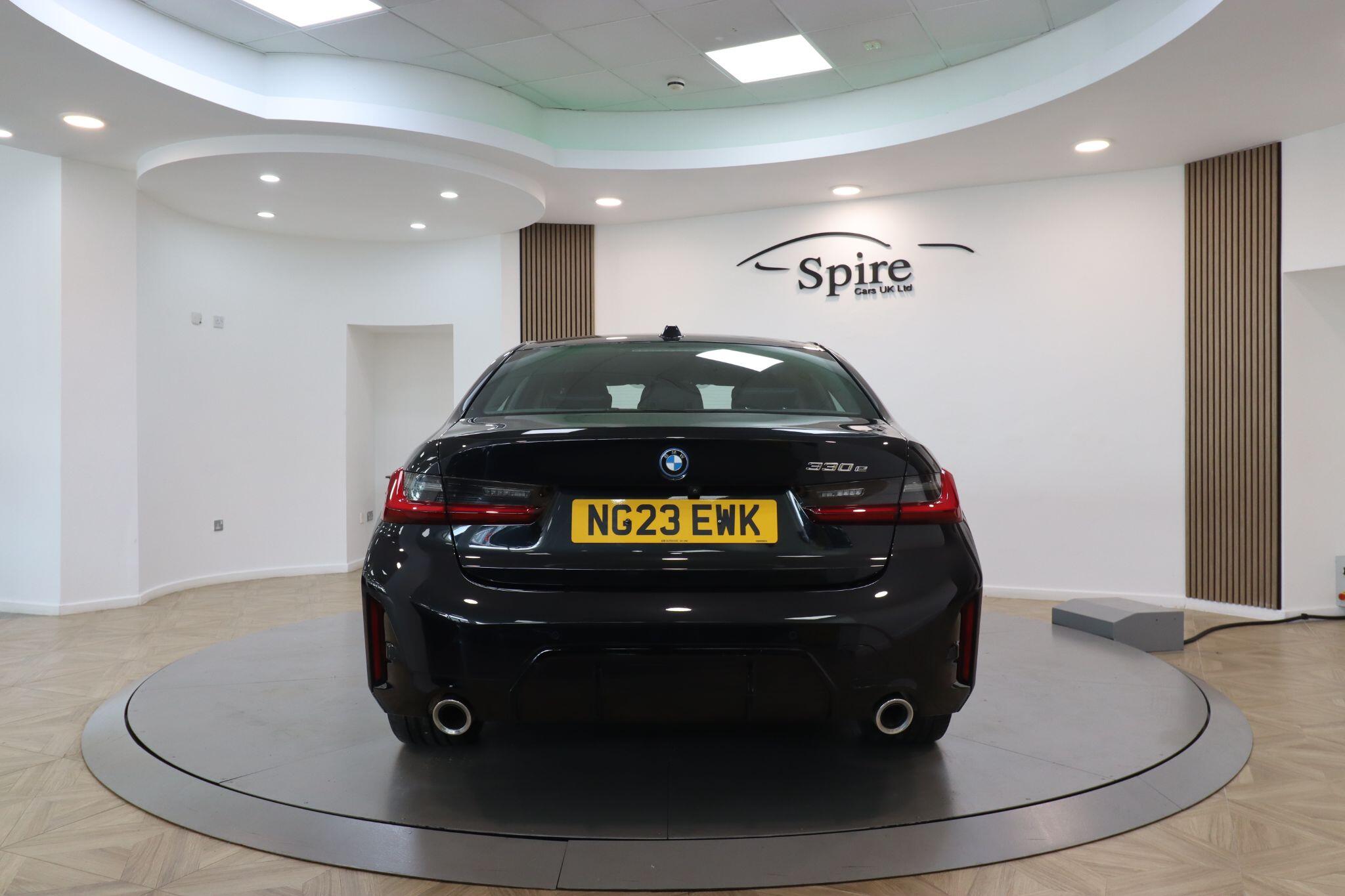 BMW 3 Series view 7