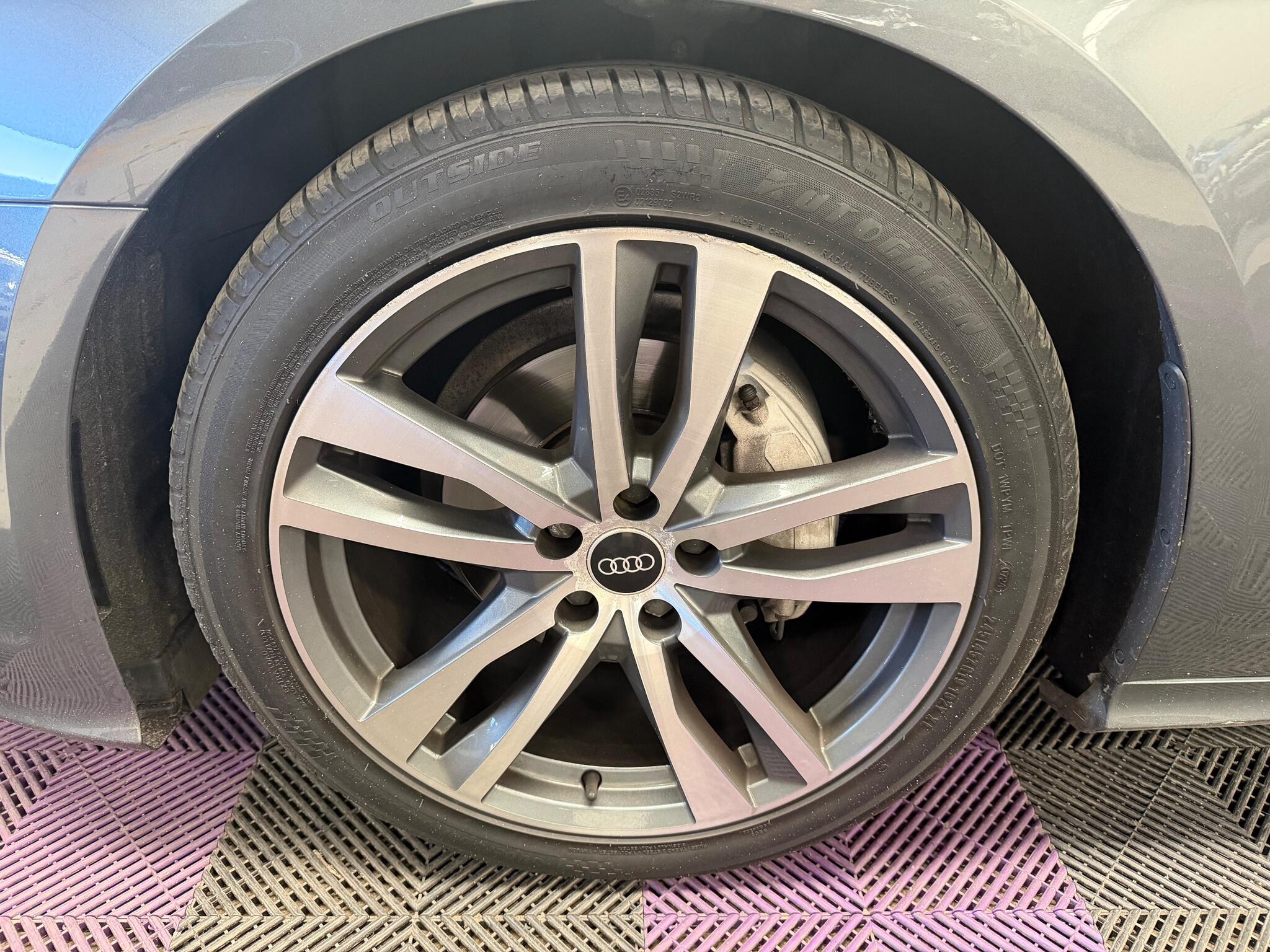 Audi A6 view 48