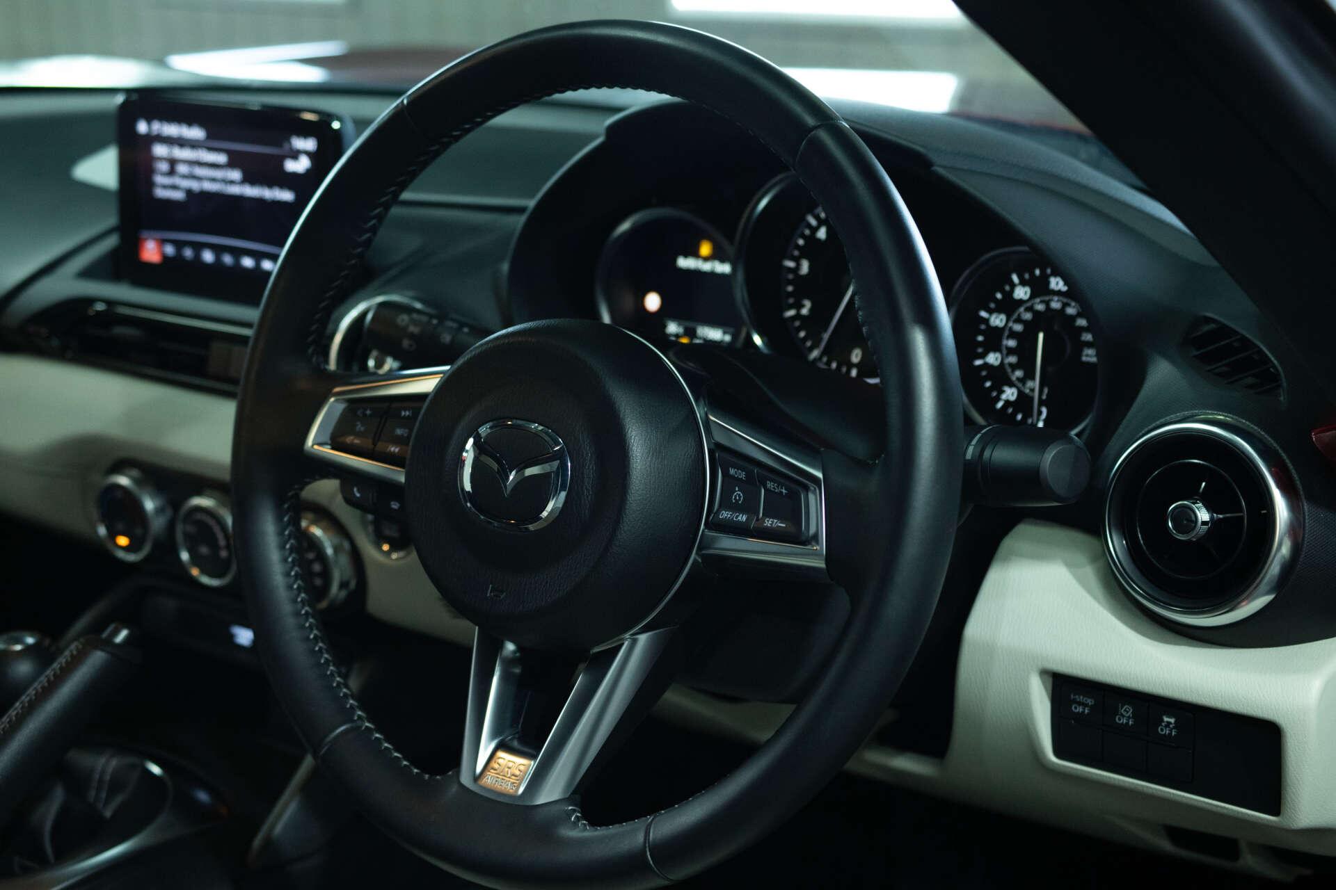 Mazda MX-5 view 2