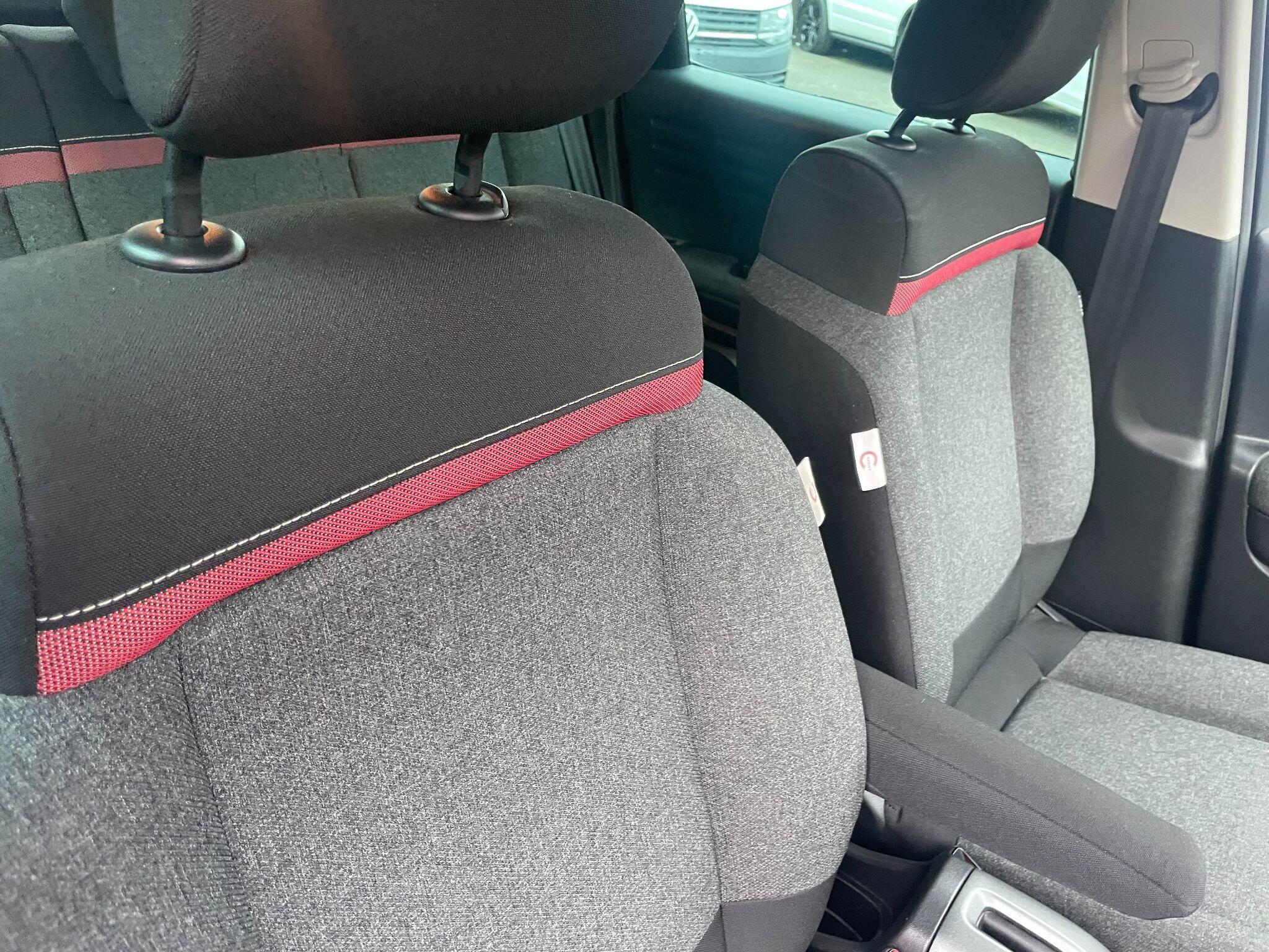 Citroen C3 Aircross view 15