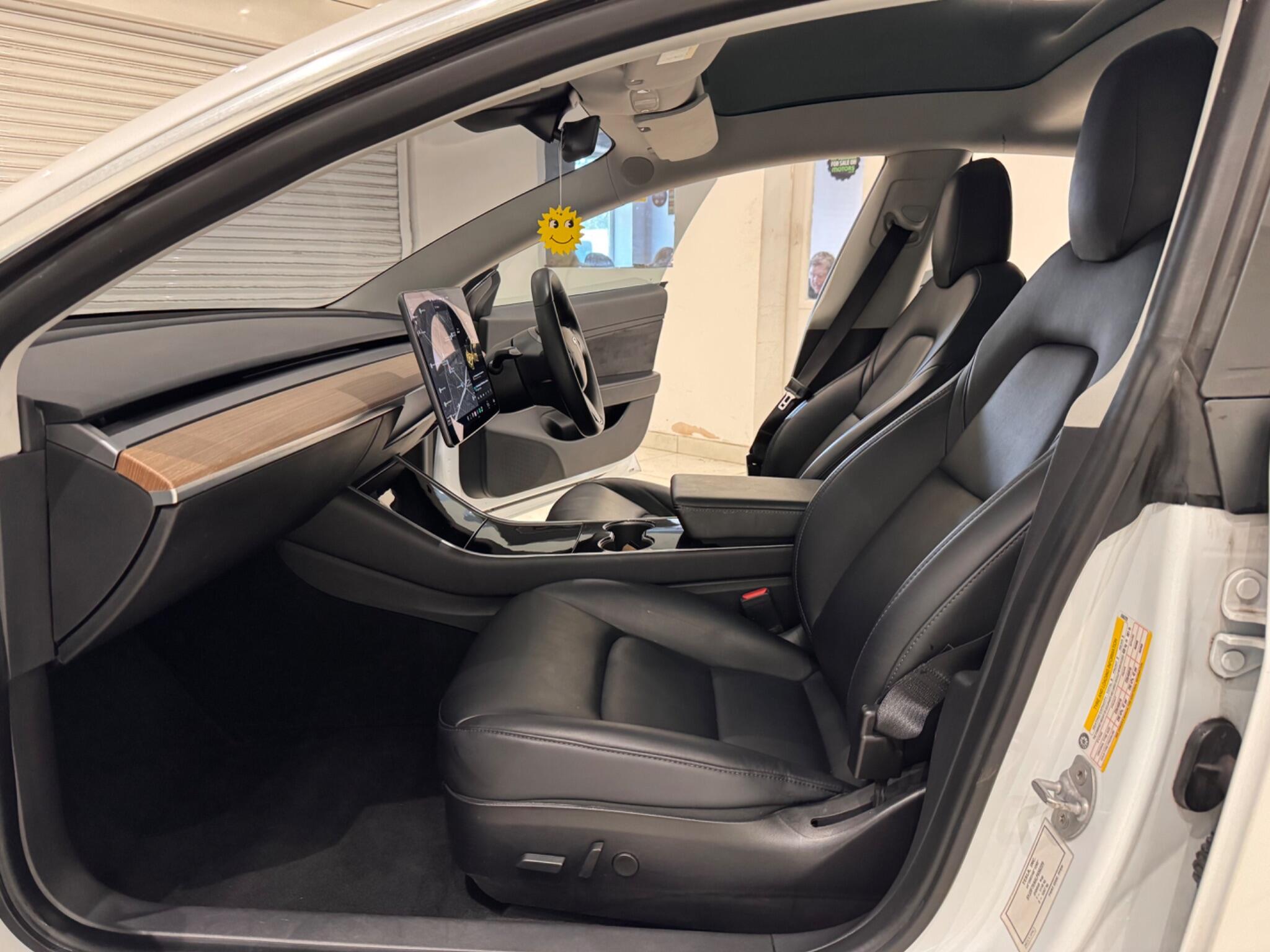 Tesla Model 3 view 9