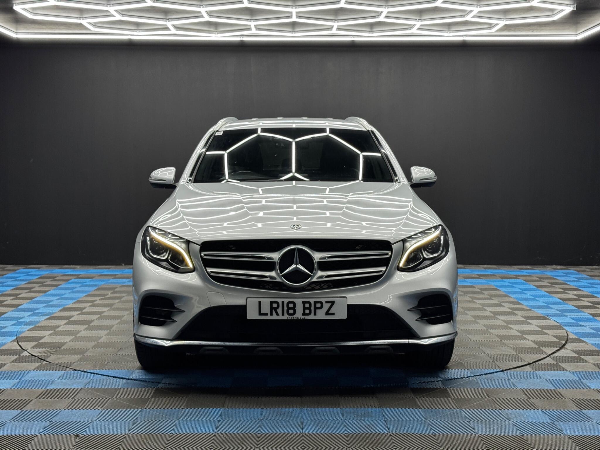 Mercedes-Benz GLC view 2