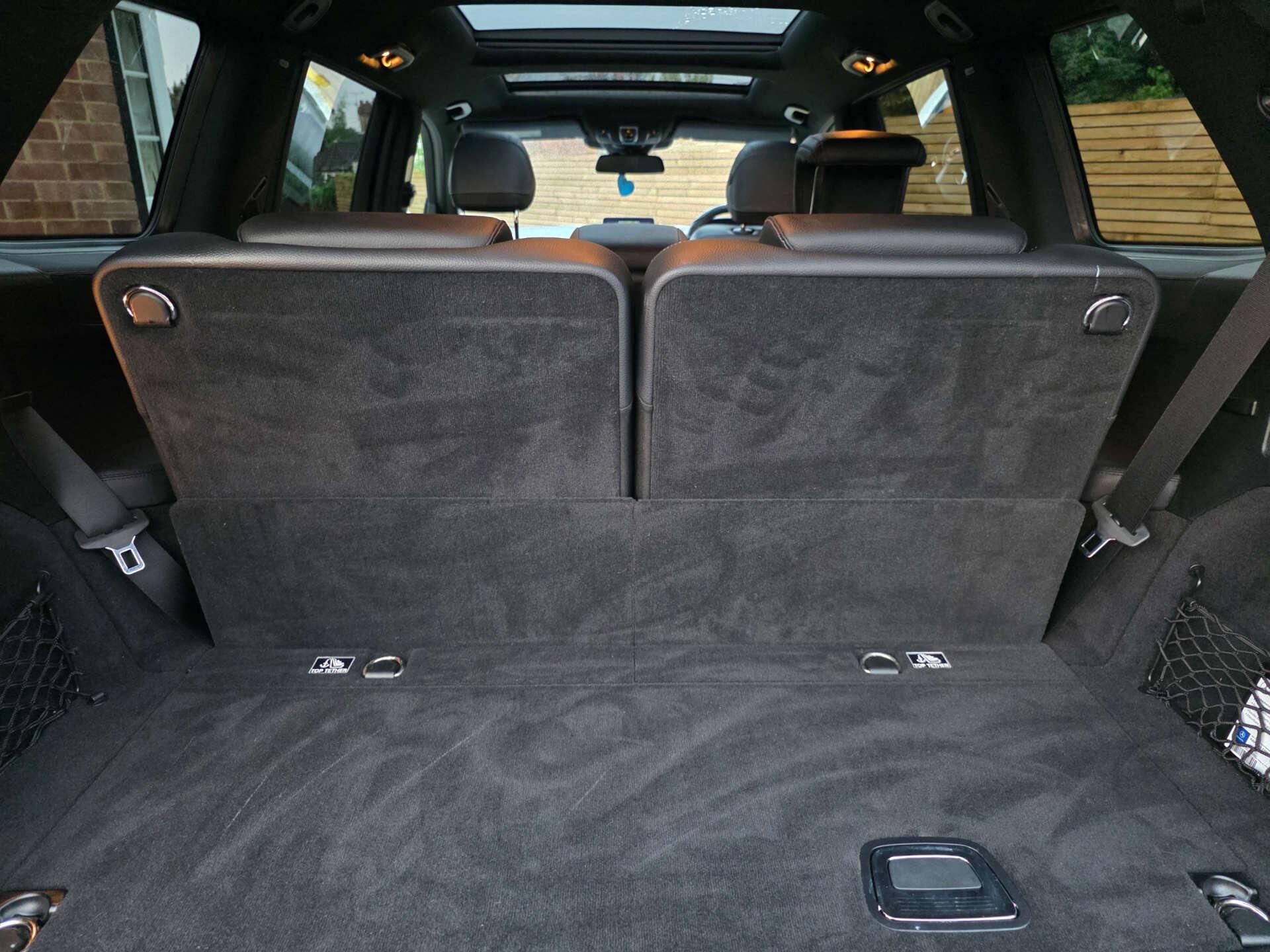 Mercedes-Benz GLS view 50
