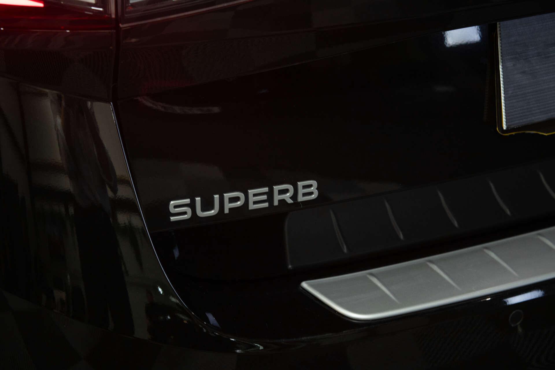 Skoda Superb view 19
