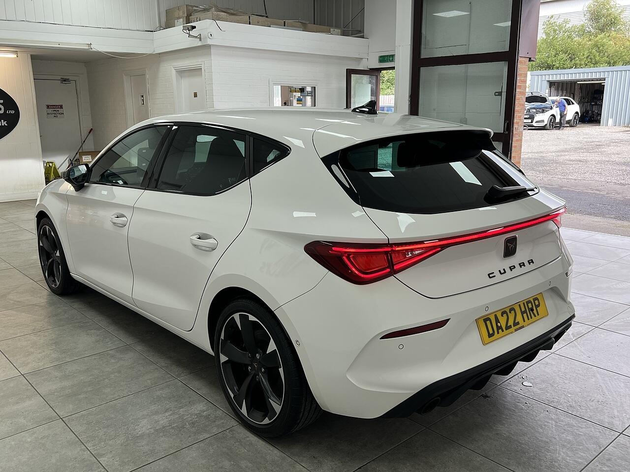 Cupra Leon view 5