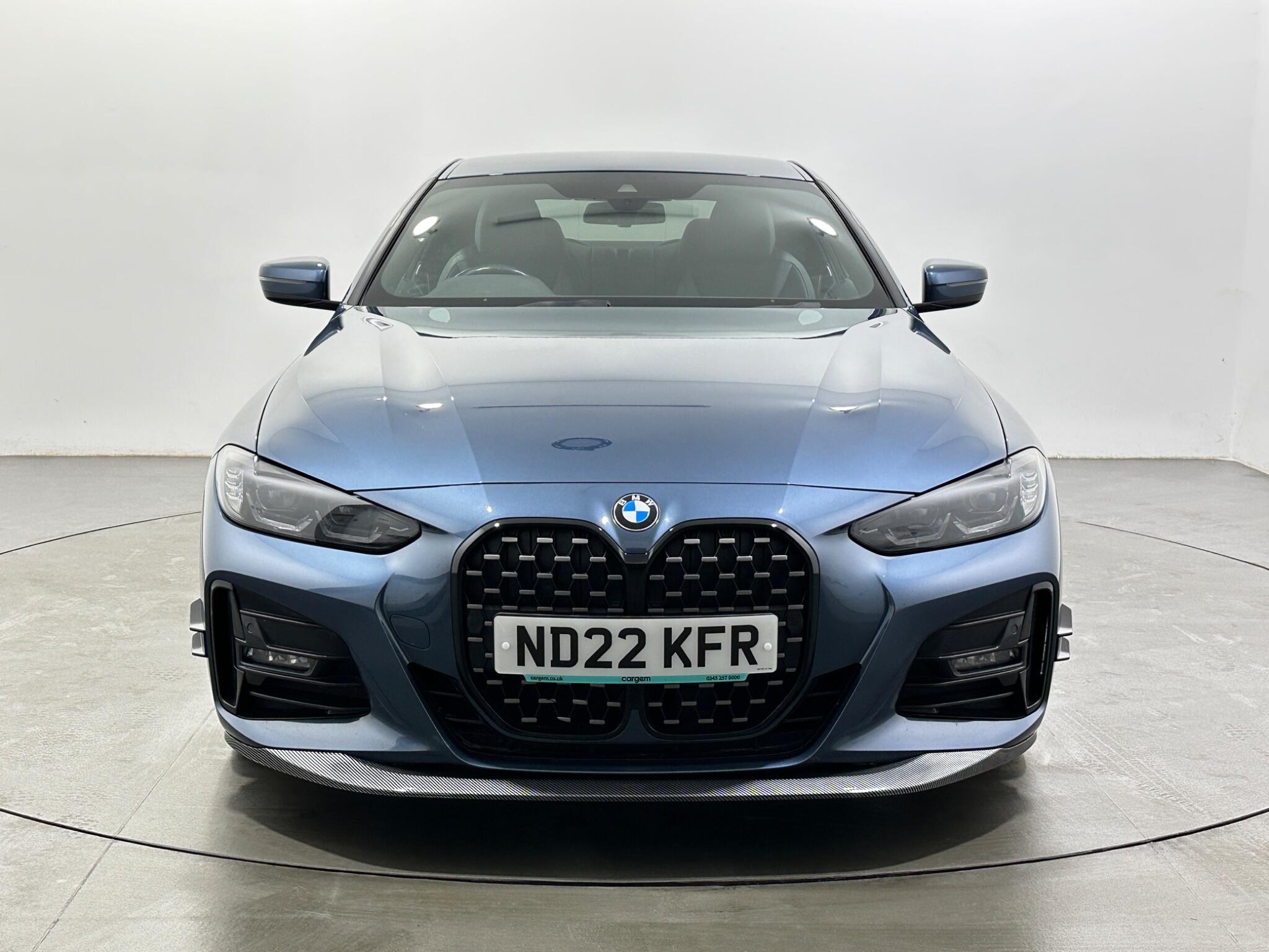 BMW 4 Series view 3