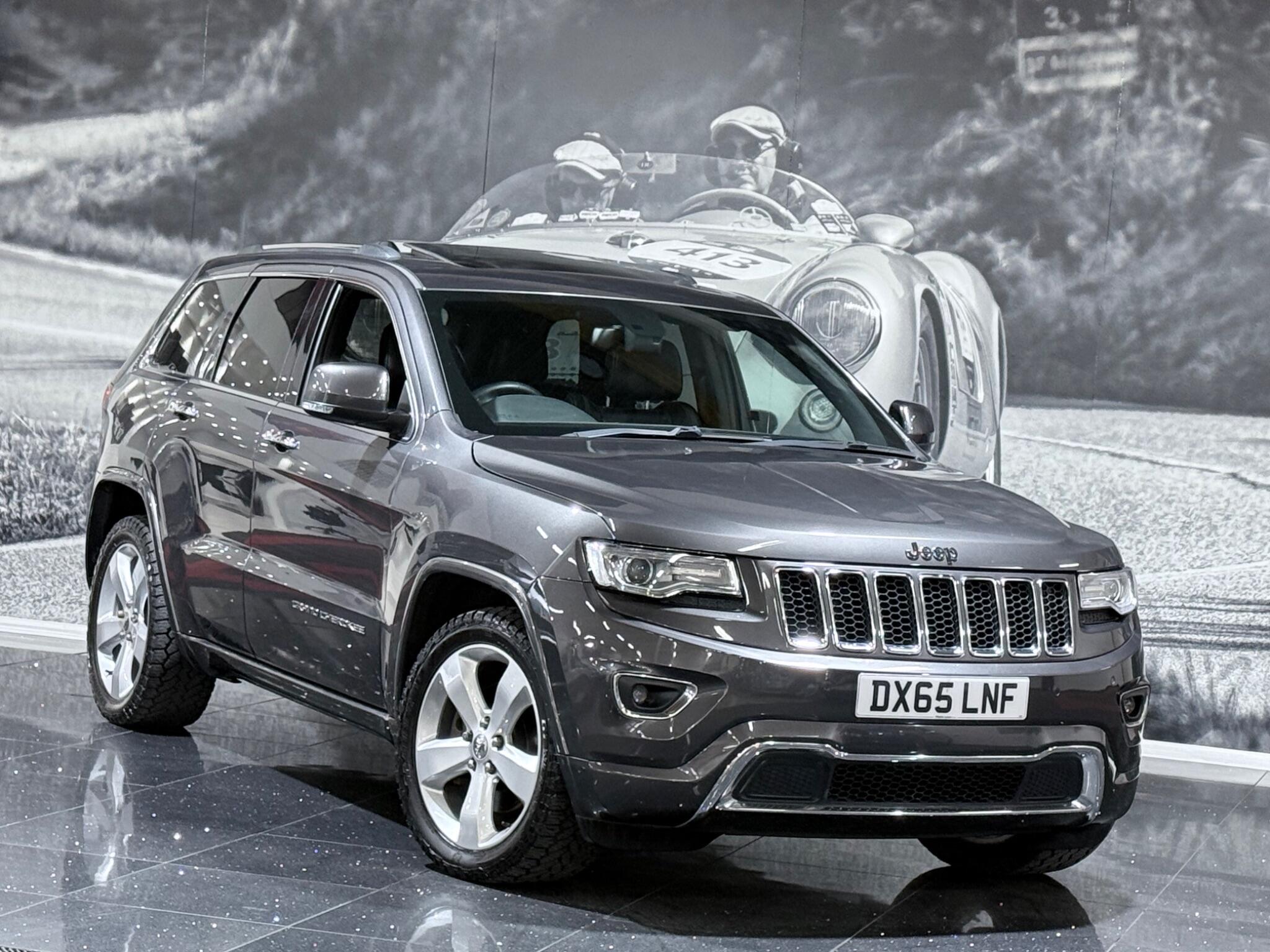 Jeep Grand Cherokee view 31
