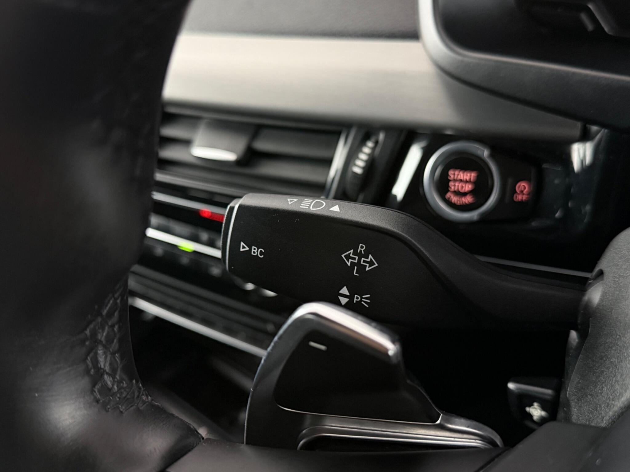 BMW X5 view 15