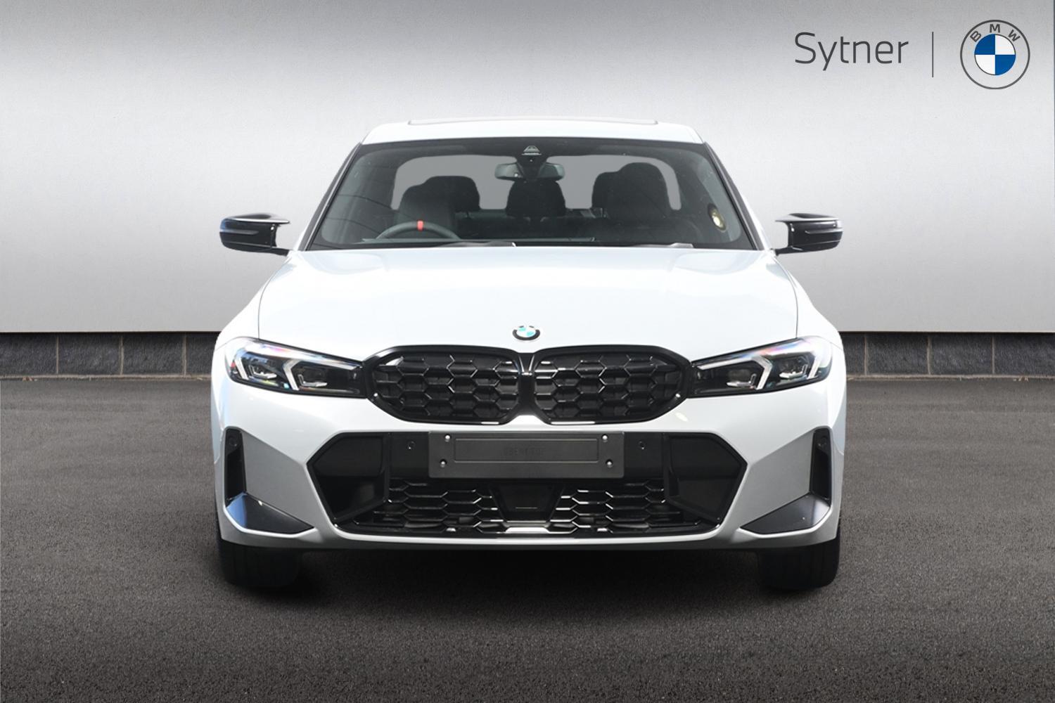 BMW 3 Series view 16