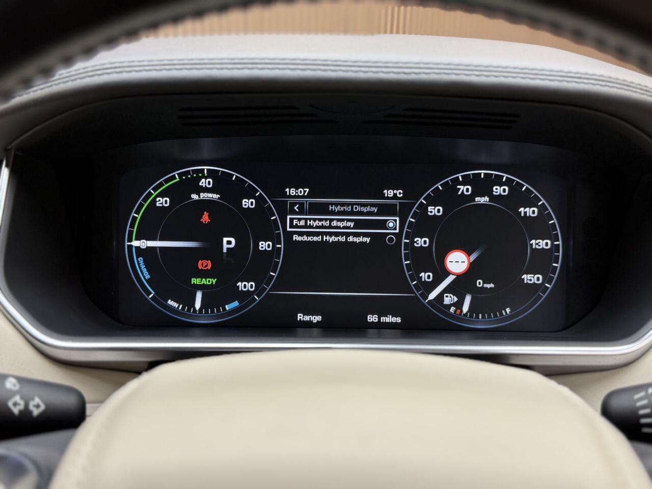 Land Rover Range Rover view 39
