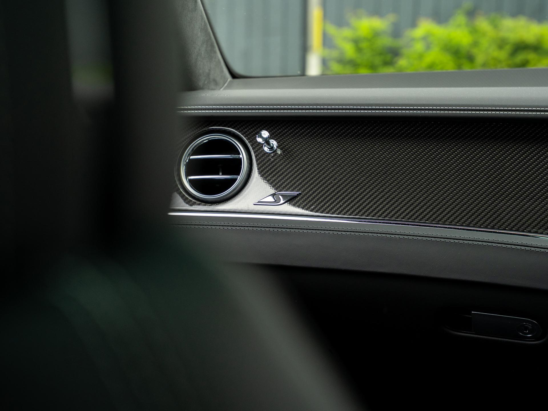 Bentley Continental view 32