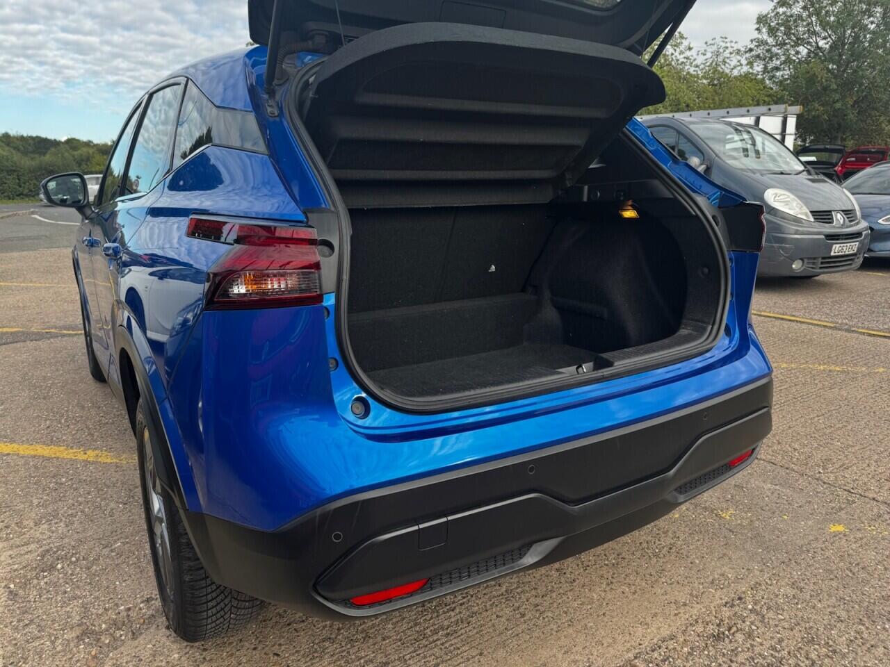 Nissan Qashqai view 13
