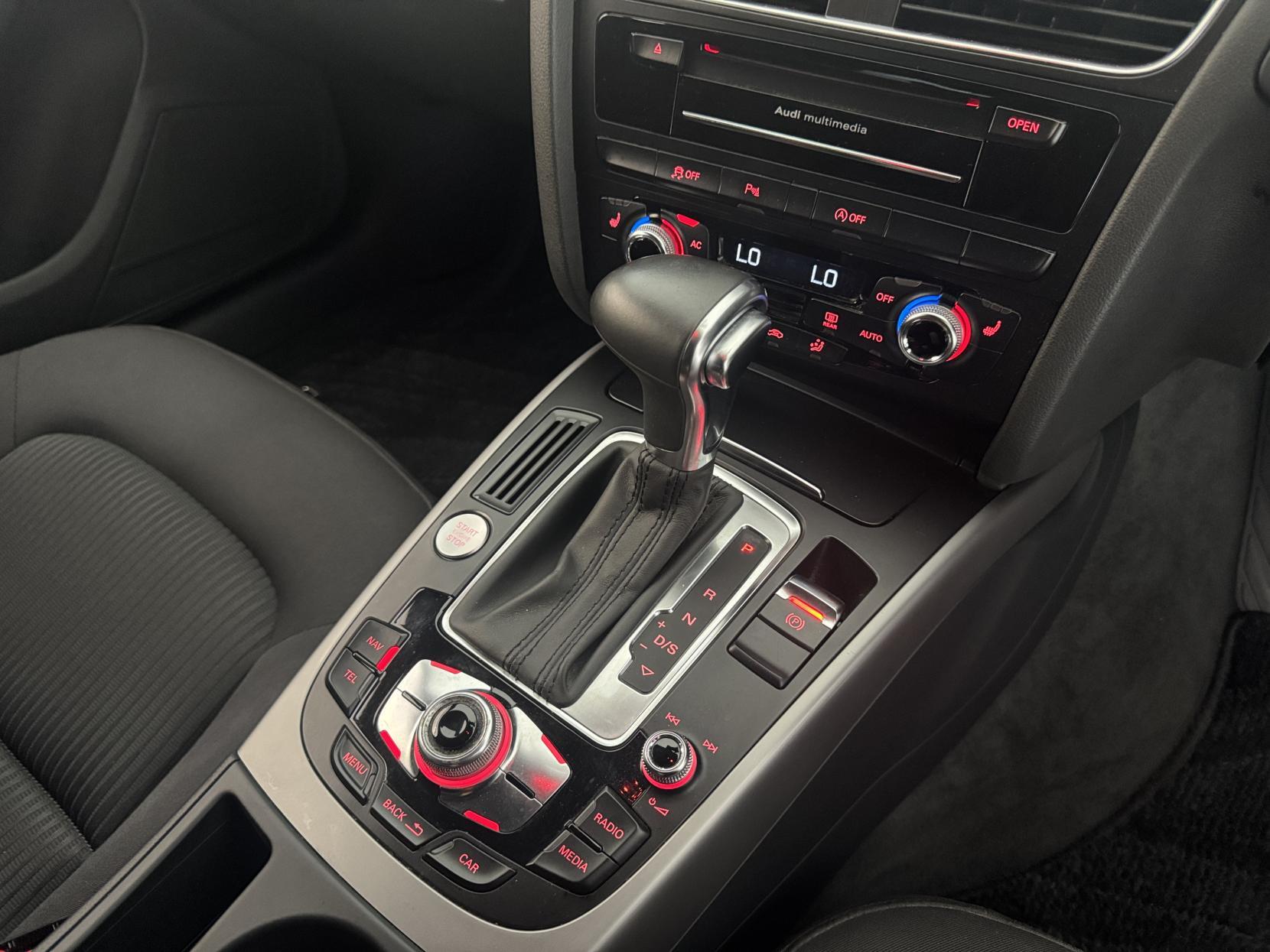 Audi A4 Avant view 66