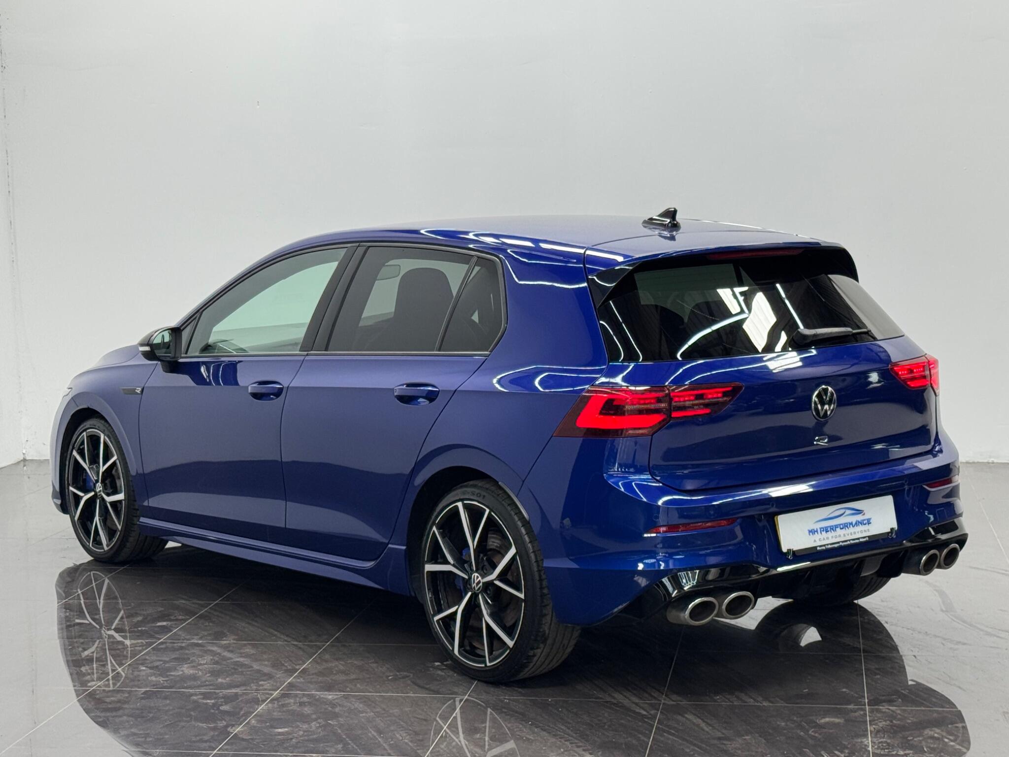 Volkswagen Golf view 61