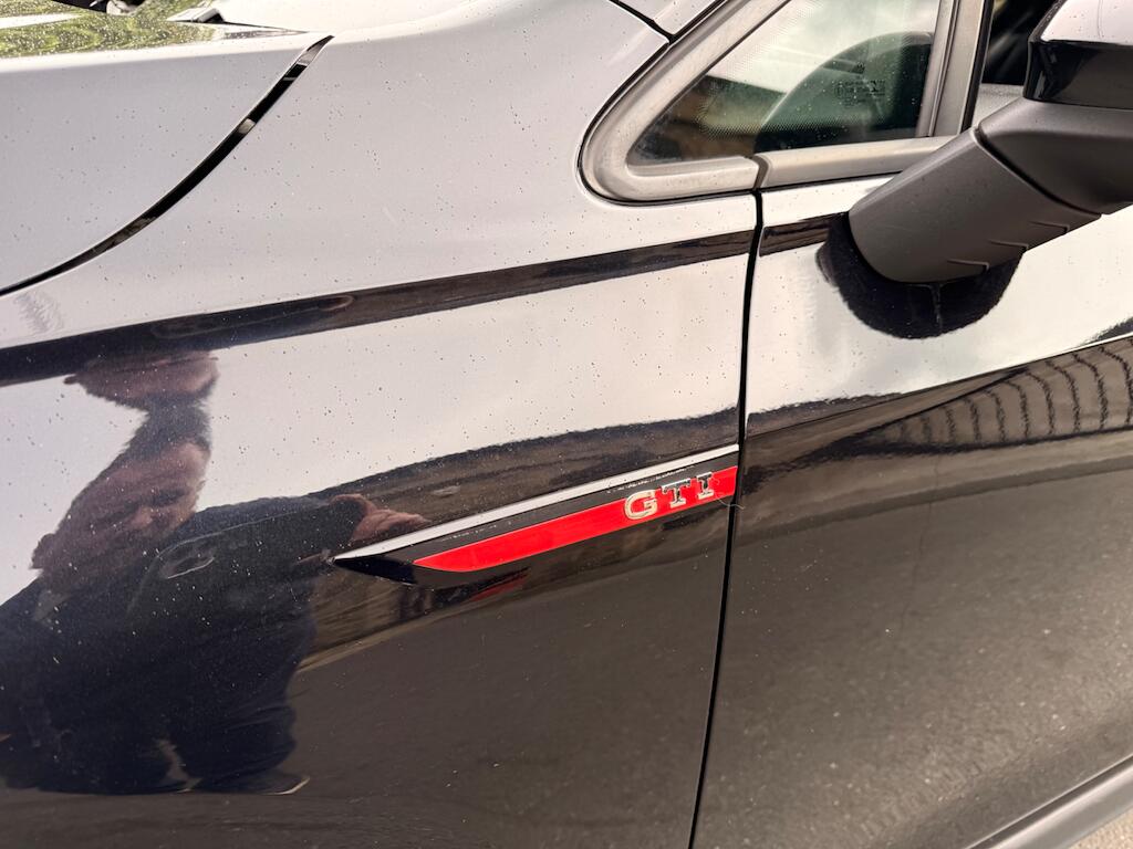Volkswagen Golf view 24