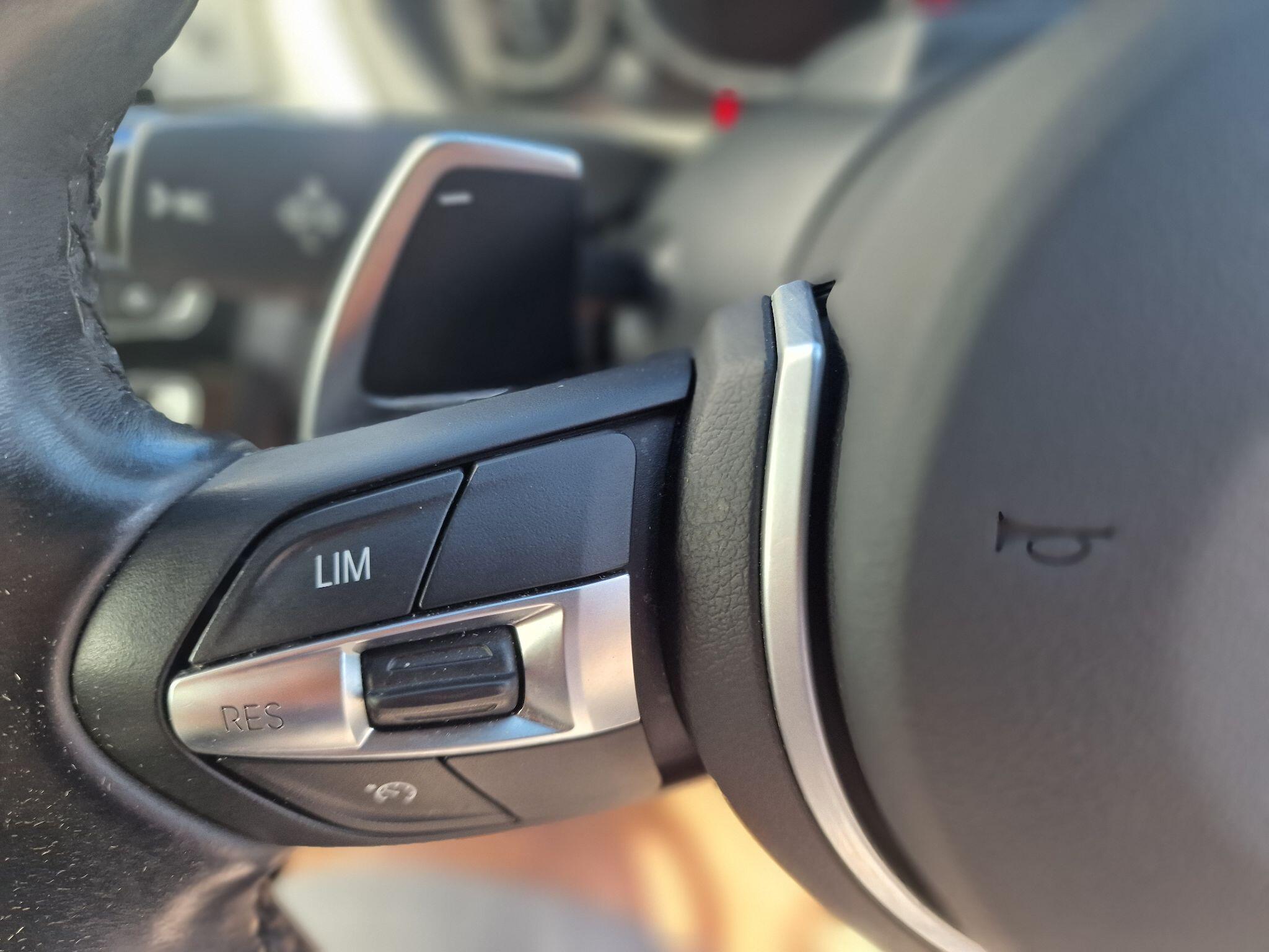 BMW 4 Series view 22