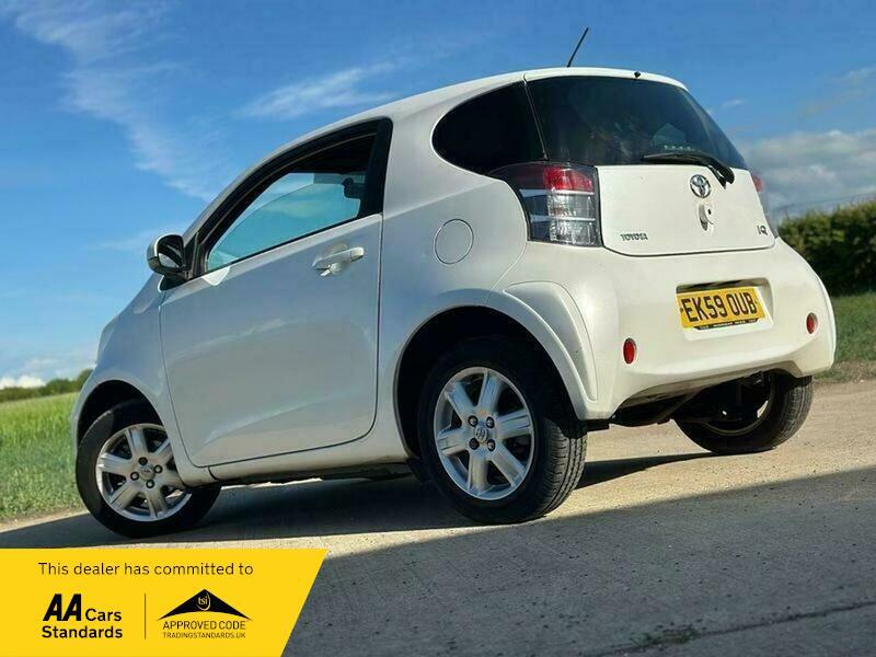 2009 Toyota iQ image 20
